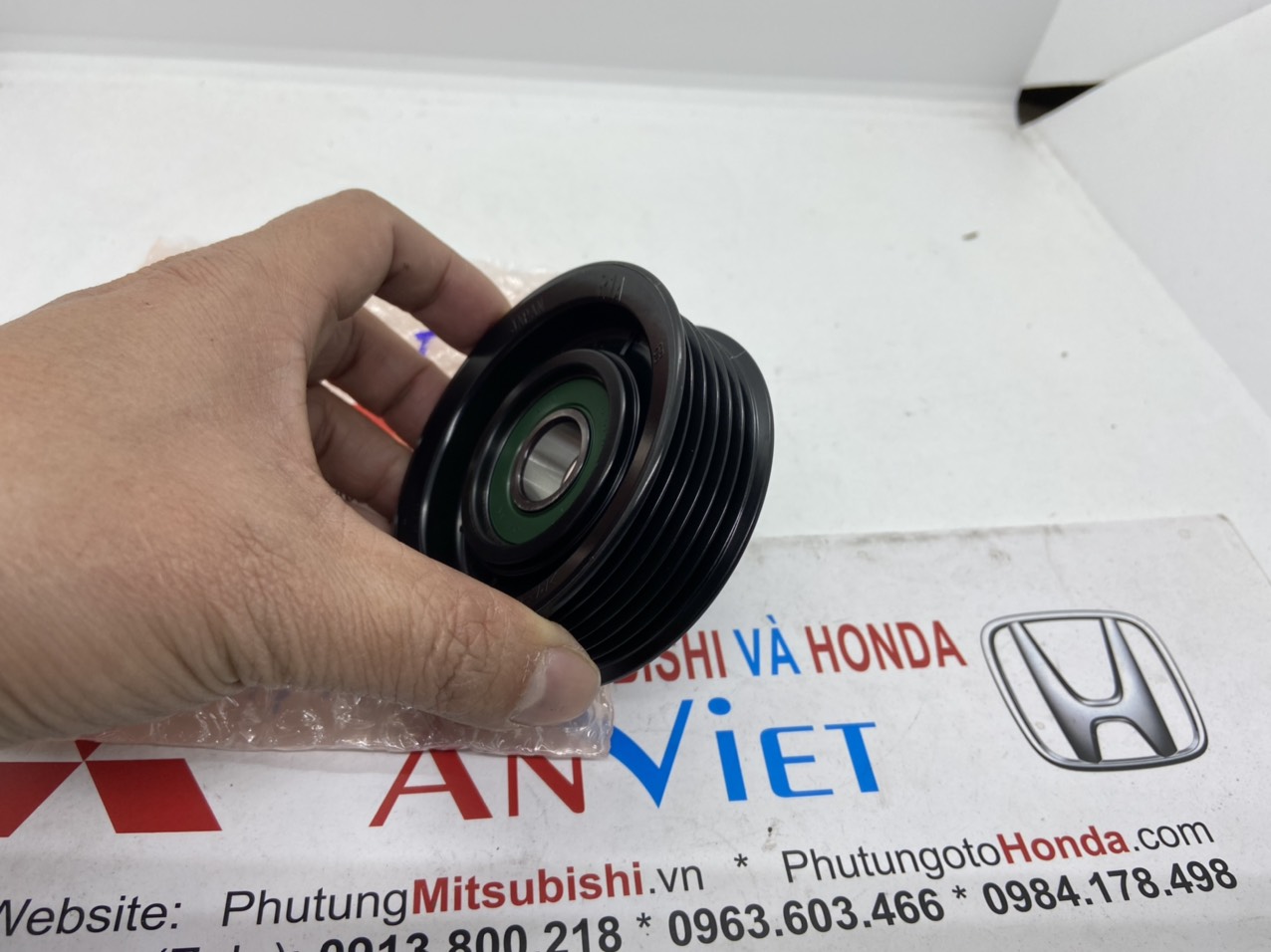 Bi tỳ dây máy phát xe Honda CRV 2018